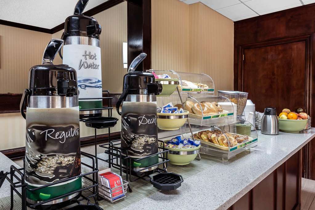 Quality Inn & Suites Mooresville Lake Norman - photo 28