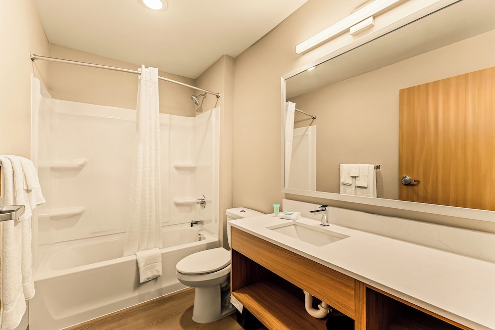 LivAway Suites SLC West Jordan - photo 23