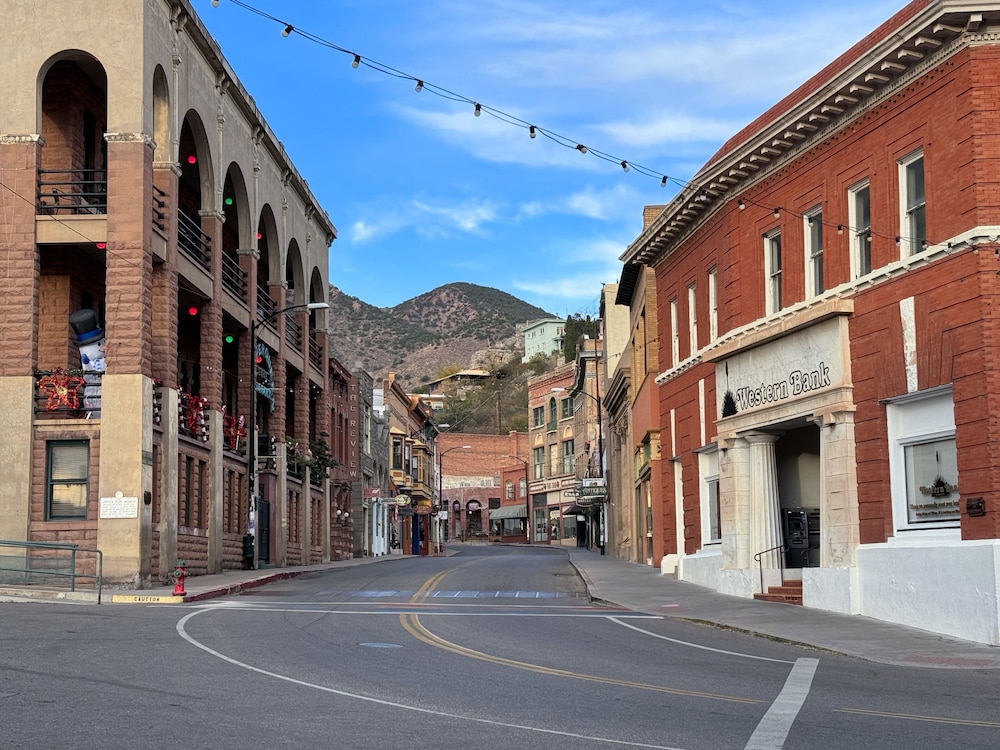 The Block Hotel Bisbee - photo 37