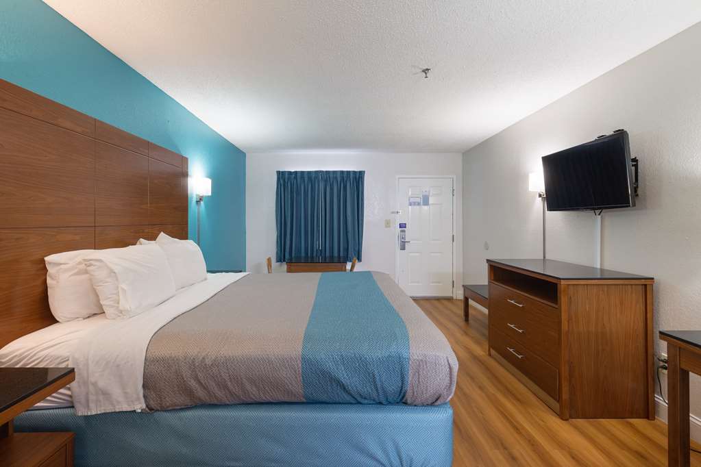 Motel 6 Albany GA - photo 8