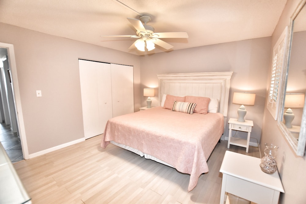 0212 Waters Edge Resort 3 Bedroom Condo by RedAwning - photo 11