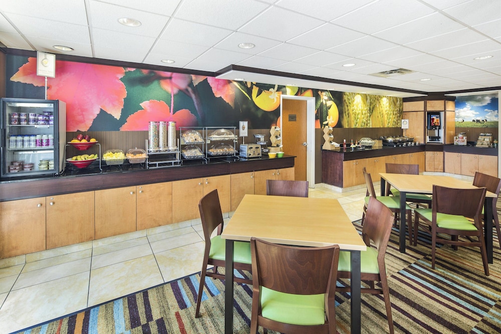 Fairfield Inn & Suites by Marriott Conway - photo 22