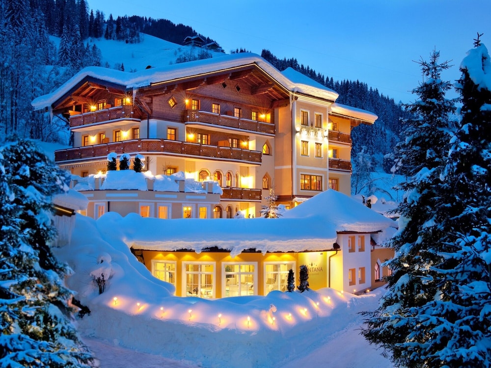 Wellness Aparthotel Montana in Kleinarl, Austria