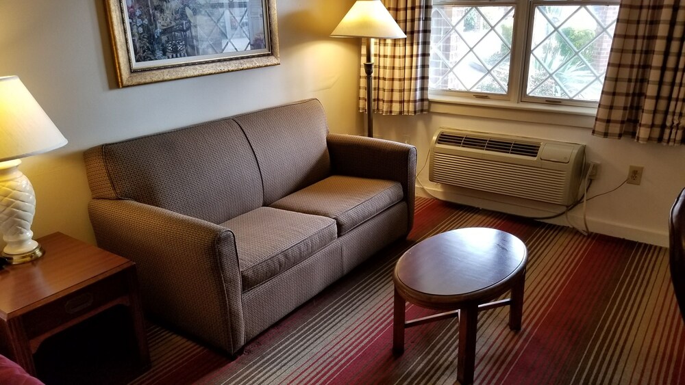 Hotel Manteo - photo 58
