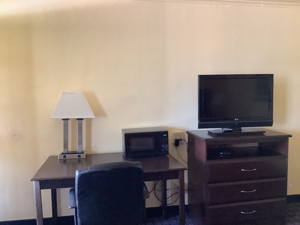 Silver Spur Vintage Inn & Suites - photo 34