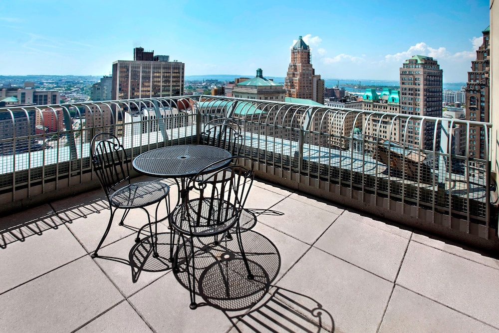 New York Marriott at the Brooklyn Bridge - photo 32