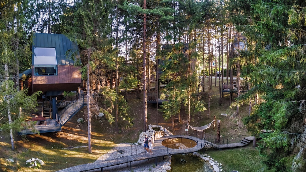 Plitvice Holiday Resort Campsite in Rakovica, Croatia