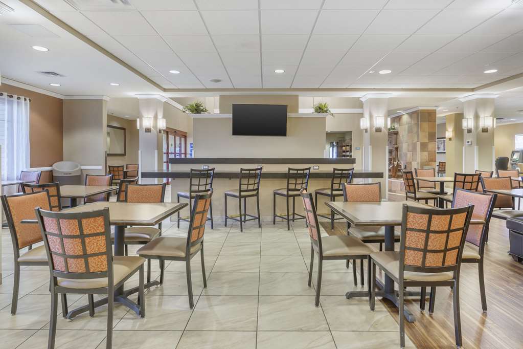 Best Western Plus Chandler Hotel & Suites - photo 47