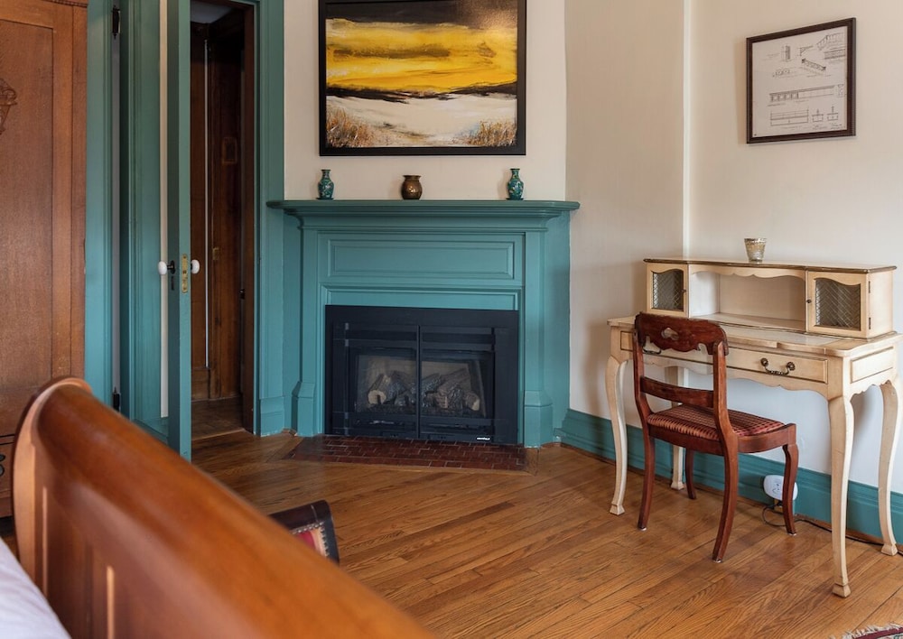 William Henry Miller Inn - photo 18