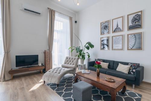 Danube Terrace Boutique Residence with private sauna — 4-Star Luxury Hotel in Budapest, Hungary