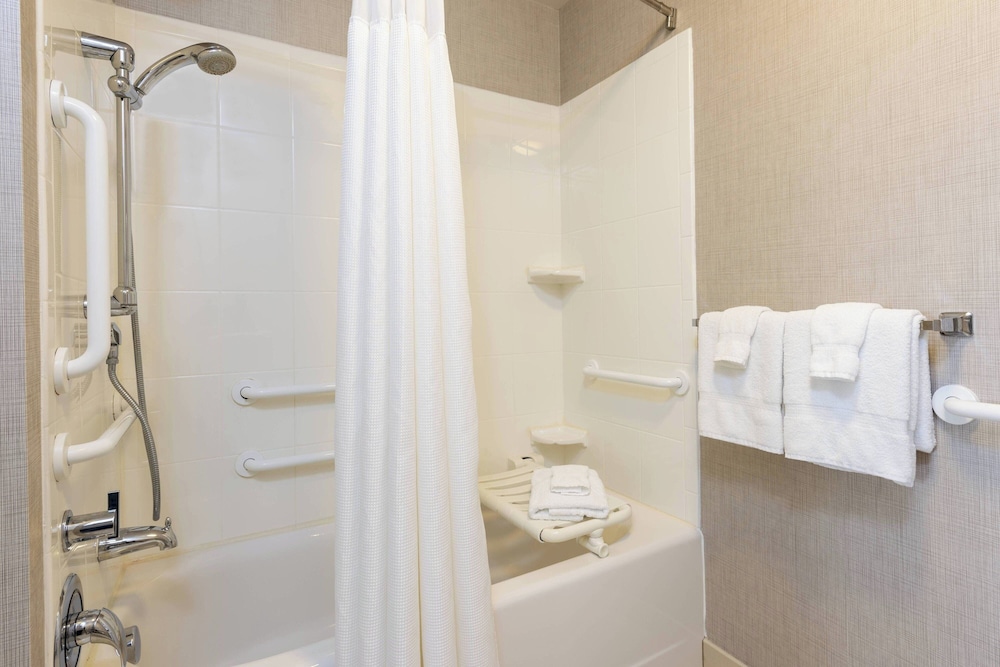 Residence Inn Midland Marriott - photo 18