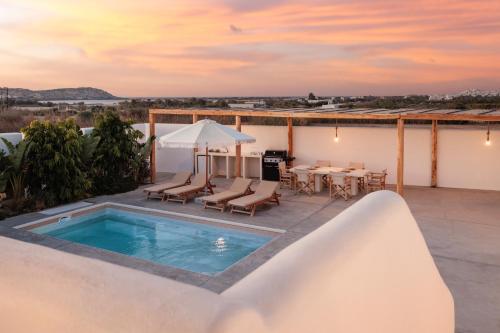 Petradia Villas — 4-Star Luxury Hotel in Naxos, Greece