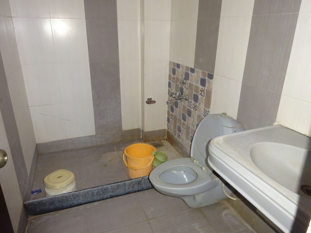 Hotel Ambey Residency — Palanpur — photo 4