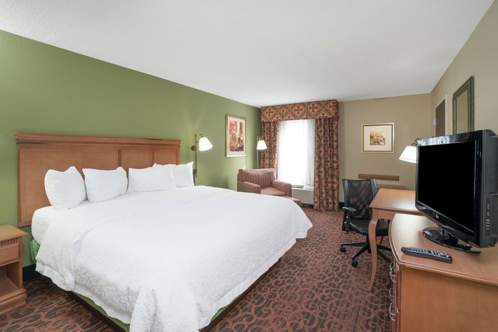 Hampton Inn Bardstown - photo 4