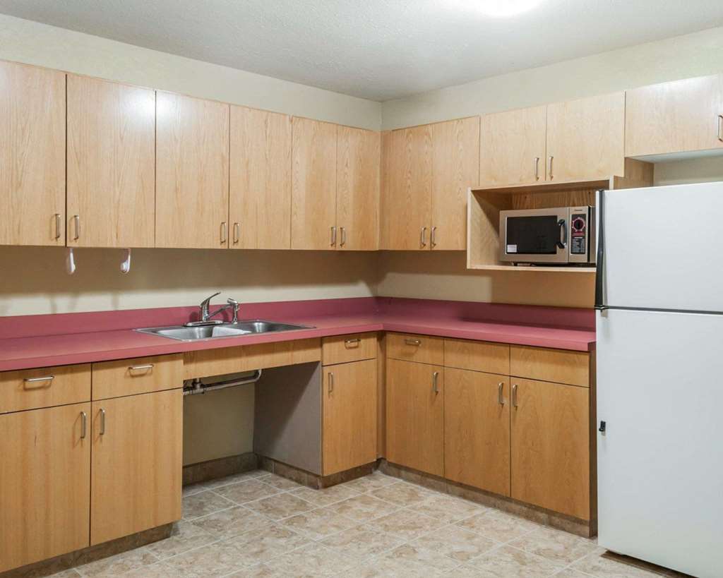 Quality Inn & Suites Albuquerque West - photo 19