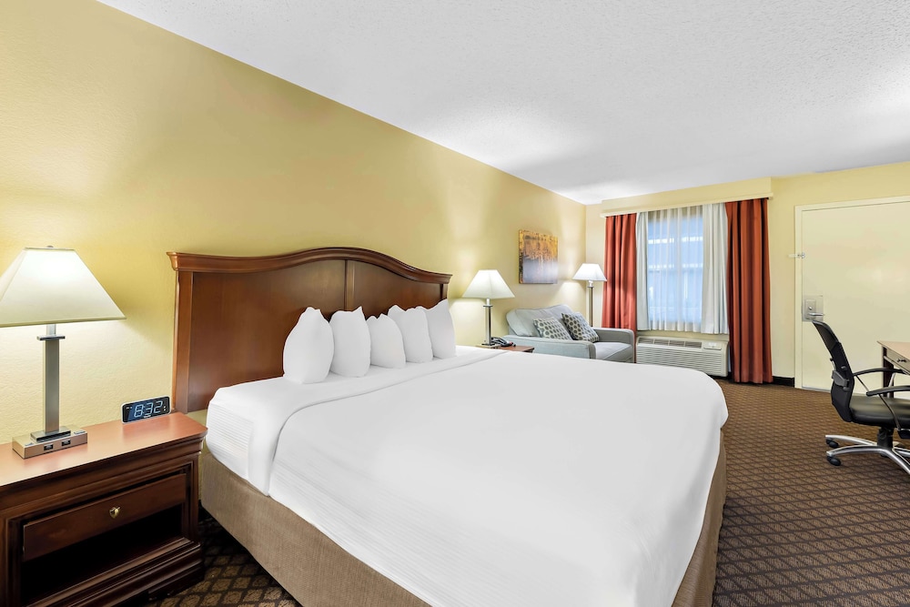 Best Western Coach House - photo 21