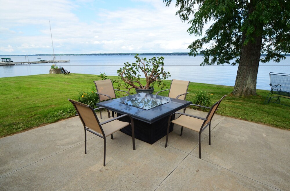 Waters Edge B&B Resort - photo 16