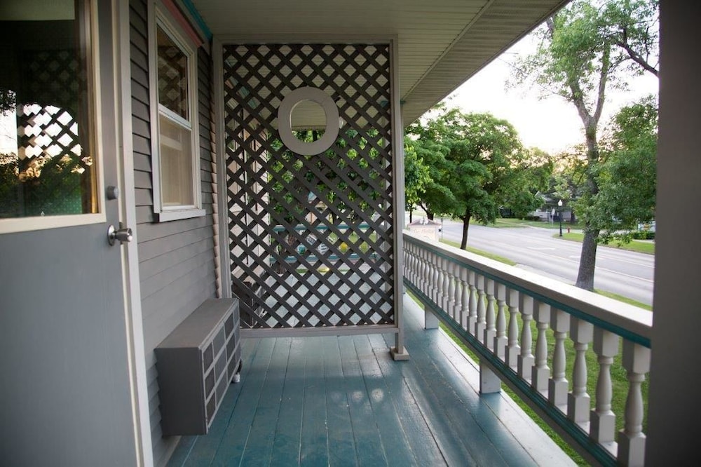 The Shelby Inn - photo 25