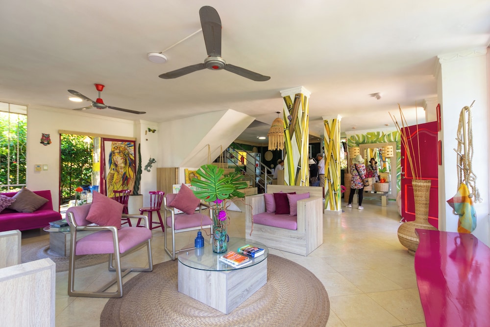 Chunuu Hostal y Glamping Minca — 4-Star Luxury Hotel in Santa Marta, Colombia