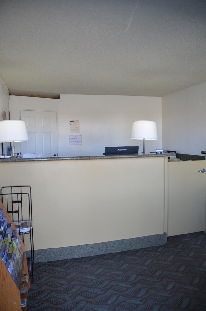 Battle Mountain Inn - photo 3
