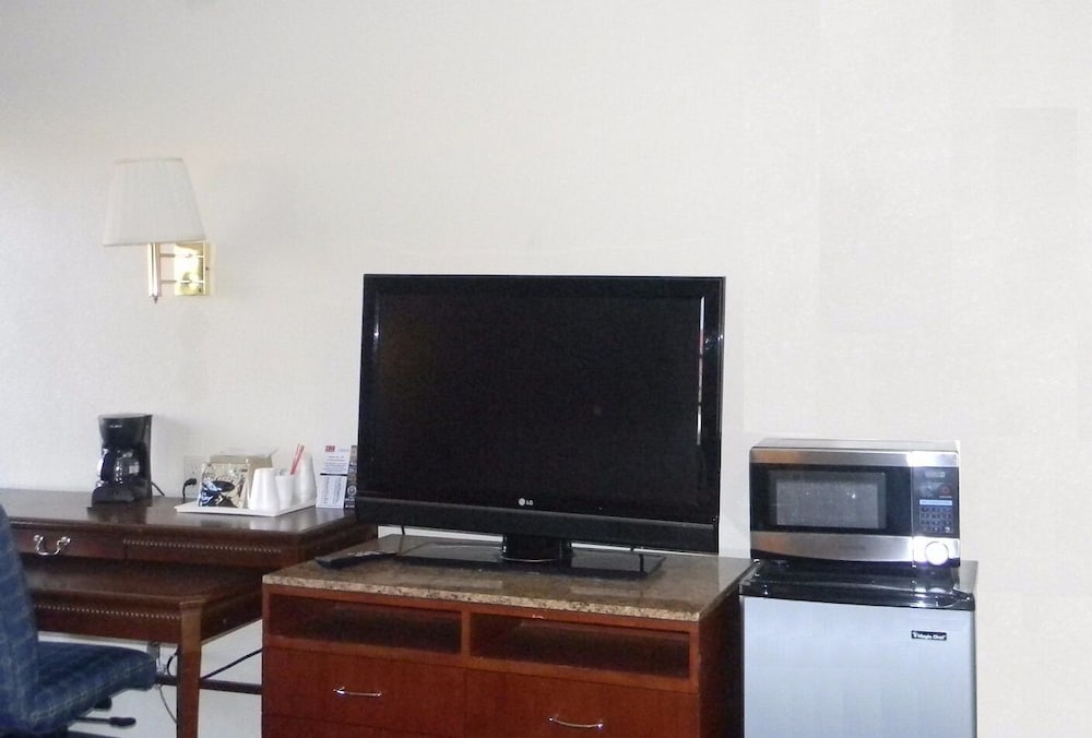 Downtown Inn - photo 16