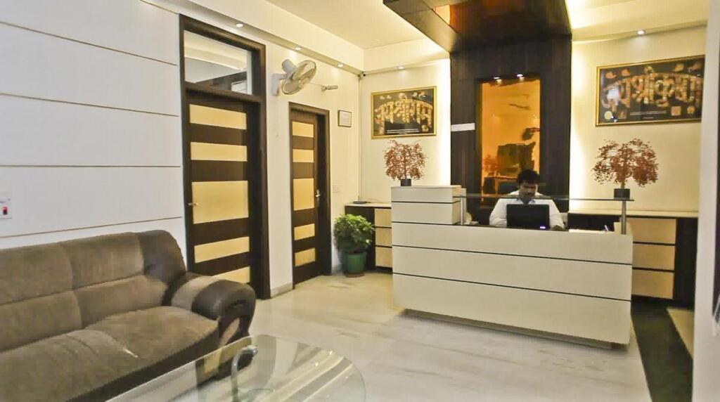 Anand Villa — 4-Star Luxury Hotel in Gurgaon, India