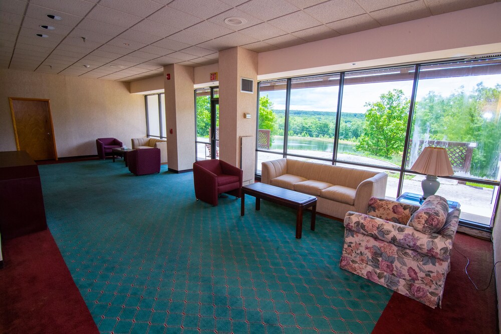 Mountain Laurel Resort - photo 42