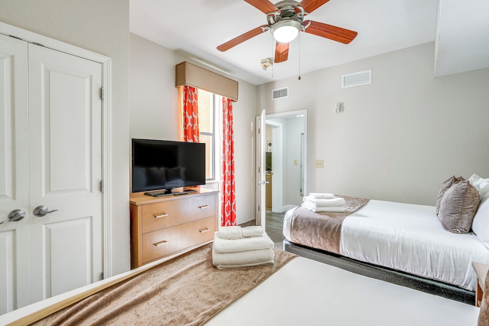 Disney Good Neighbor Resort Condo Less Than 4 Mi to WDW - photo 8
