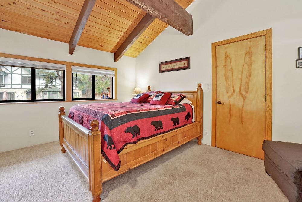 ALL Season Alpine Retreat #1184 - photo 11