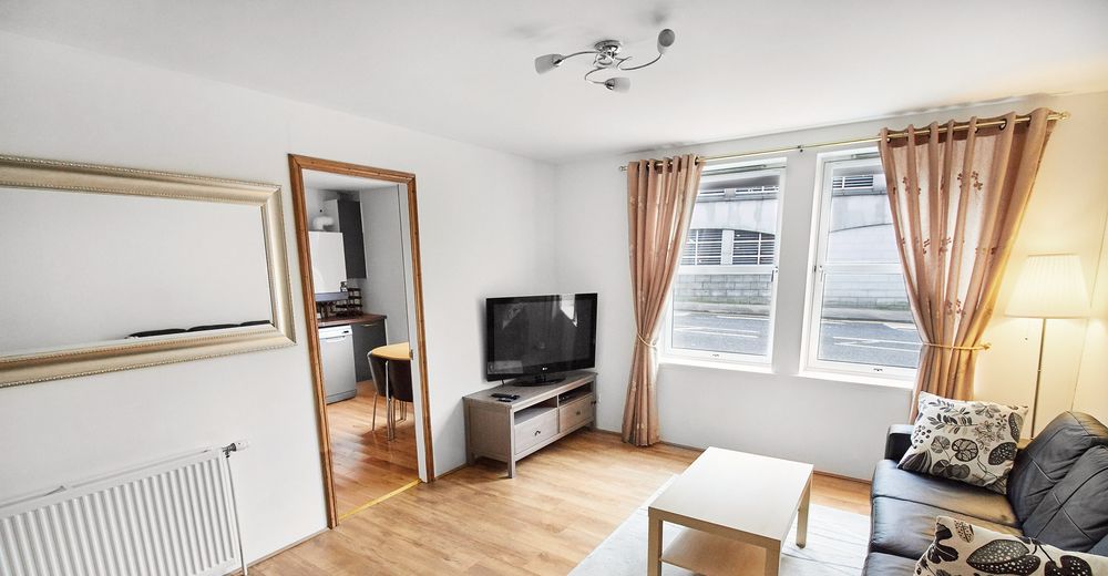 Thistle Apartments Marischal Square — 4-Star Luxury Hotel in Aberdeen, United Kingdom