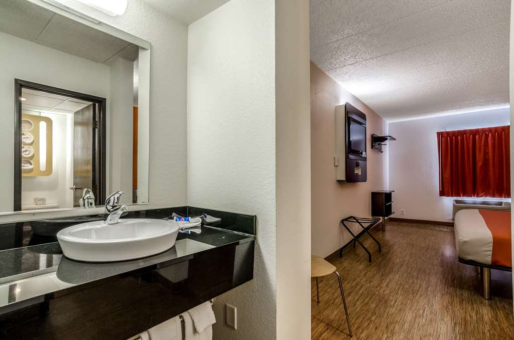 Motel 6 York NE - photo 26