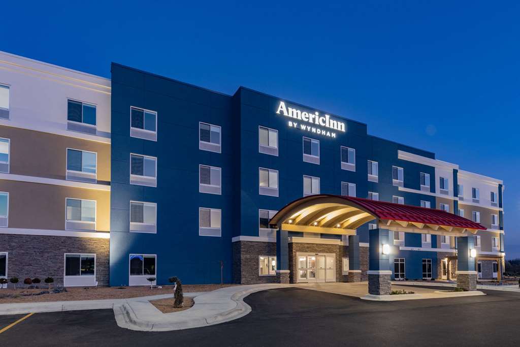 AmericInn by Wyndham International Falls - photo 4