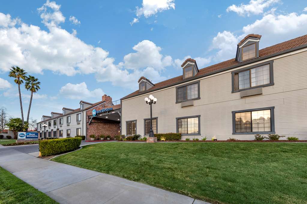 Best Western Country Inn - photo 12