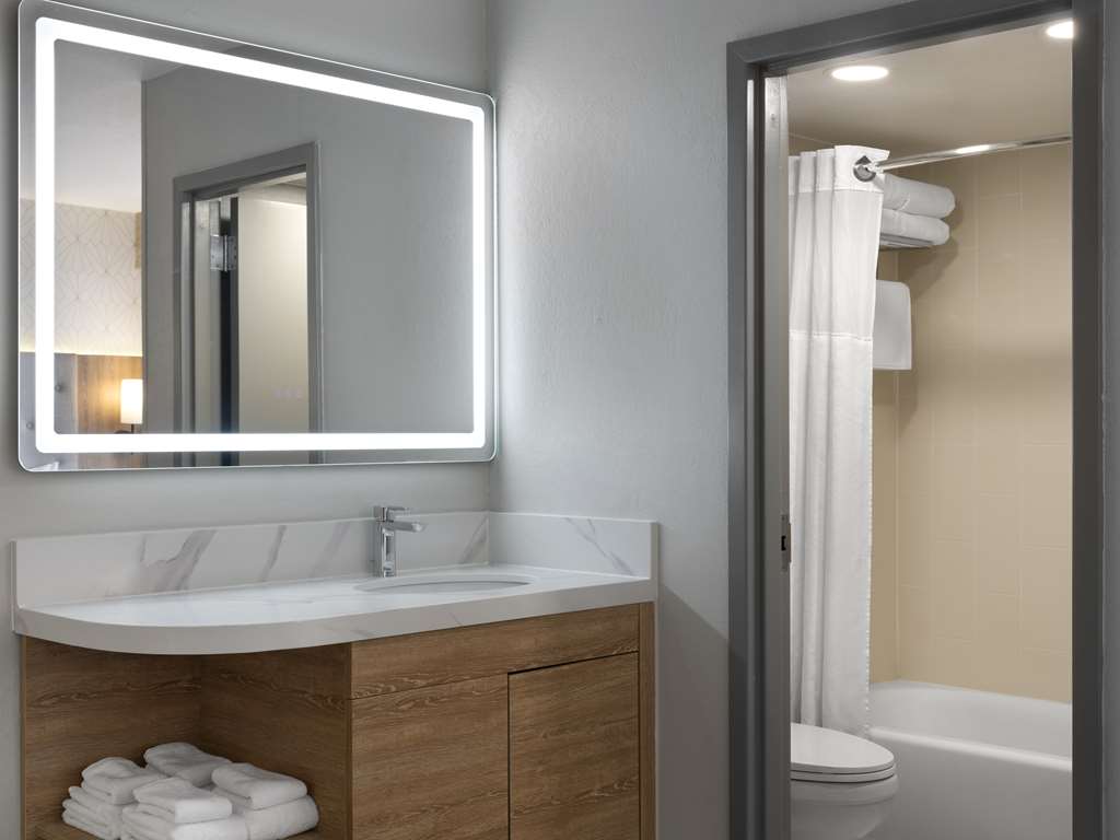 Hyatt Place Kansas City Overland Park Metcalf - photo 19