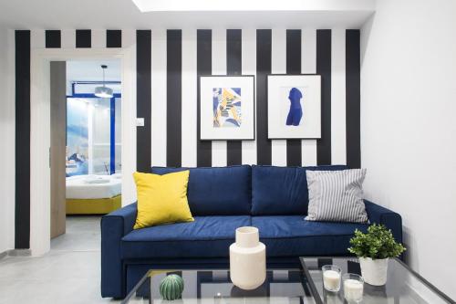 LOMVARDOU Stylish Flat next to Ampelokipi Metro St