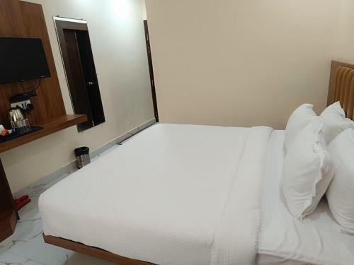 Hotel Paramveer - carbon neutral hotel in Muzaffarpur