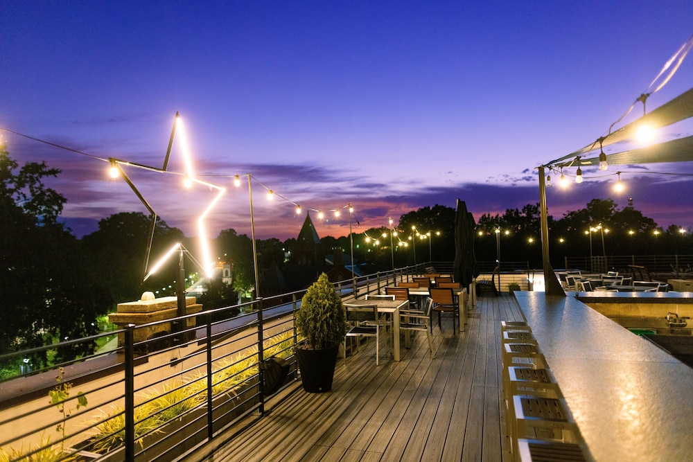 Hotel Weyanoke - photo 10