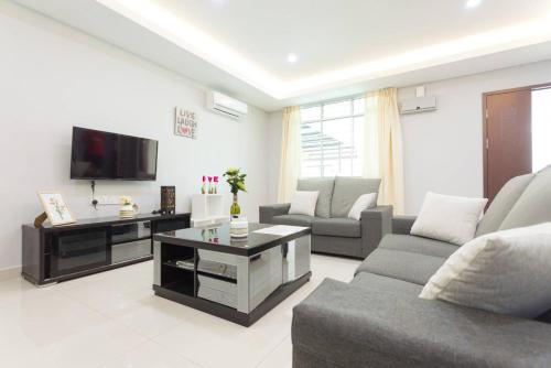 Hin Loi Homes — 4-Star Luxury Hotel in Kota Kinabalu, Malaysia