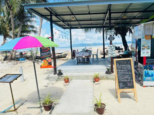 Koh Mook Rem Ley in Trang, Thailand