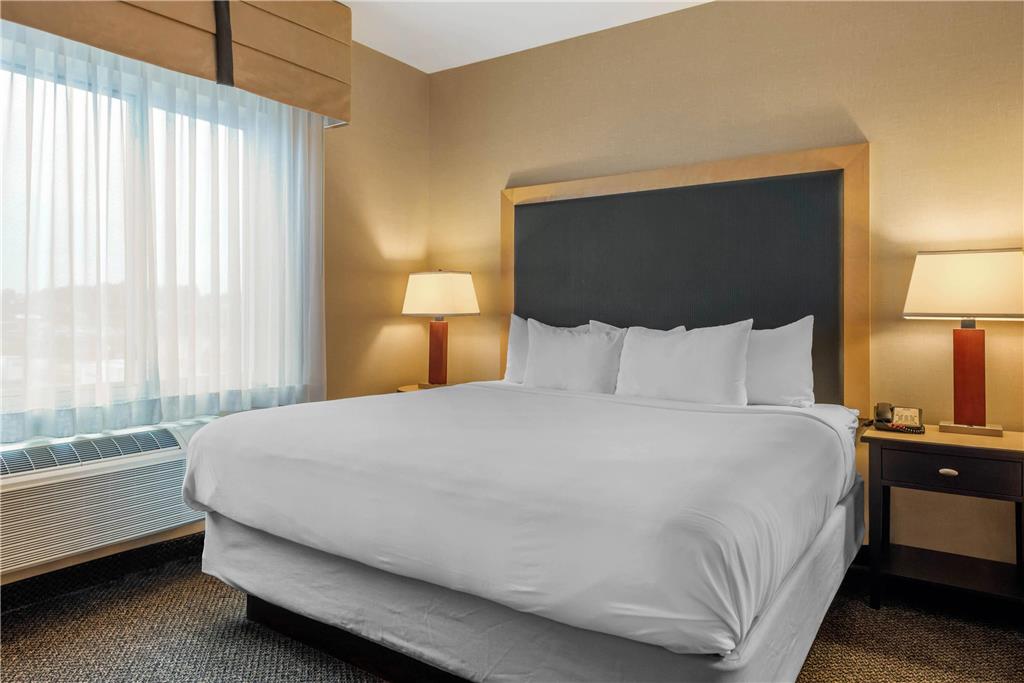 Cambria Hotel Akron Canton Airport - photo 8