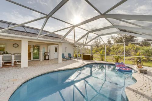 3 BR Pool Home 9 Miles to Beach and Golf Courses — 4-Star Luxury Hotel in Englewood, United States