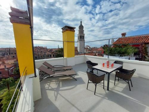 Ca' Francesca Suite Terrace in Venice — 4-Star Luxury Hotel in Venice, Italy