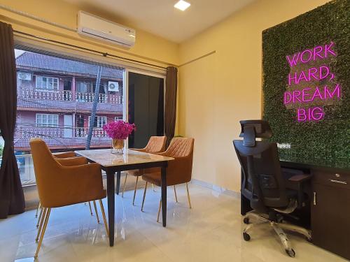 OSI Apartments Lilavati Bandra