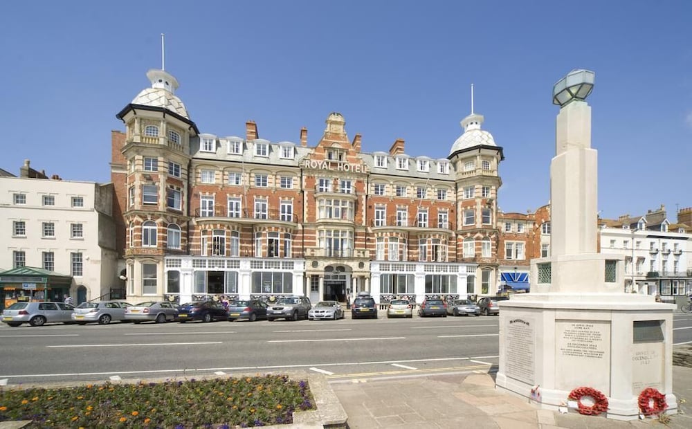The Royal Hotel - carbon neutral hotel in Weymouth