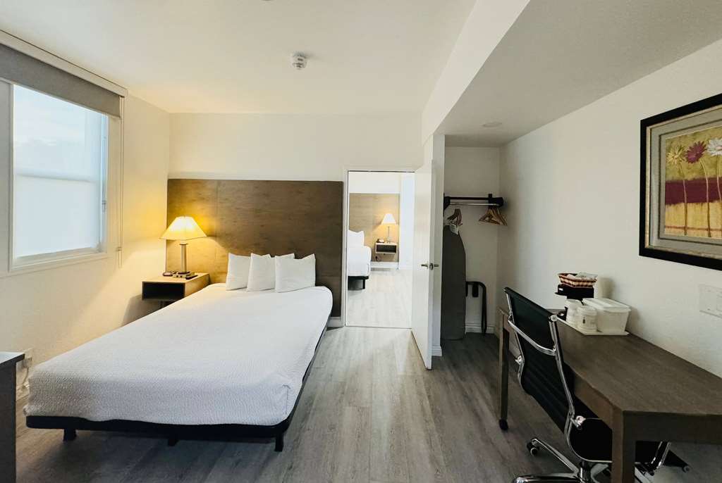 Ramada by Wyndham San Diego Airport - photo 33