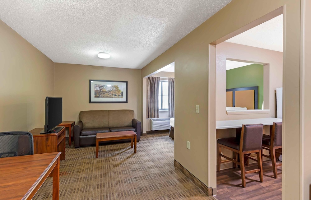 Extended Stay America Raleigh North Raleigh Wake Towne Drive - photo 31