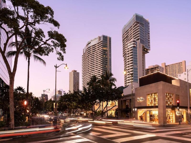 The Ritz Carlton Residences Waikiki Beach - photo 10