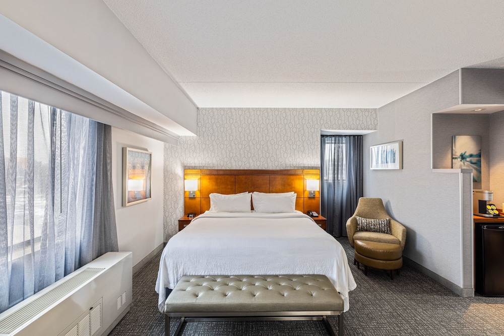 Courtyard by Marriott Boston Waltham - photo 13