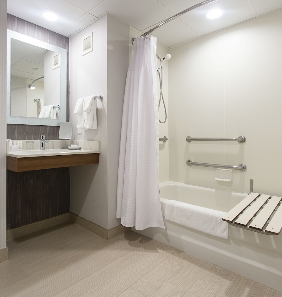 Courtyard Marriott Binghamton - photo 14