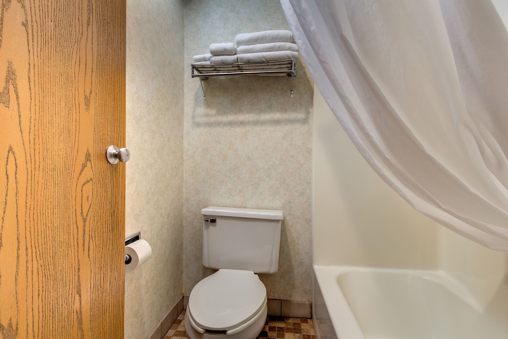 Fireside Inn and Suites - photo 34